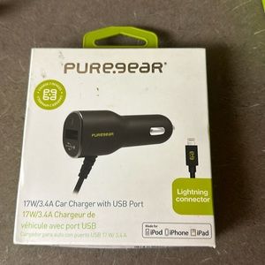 Lightning connector for car